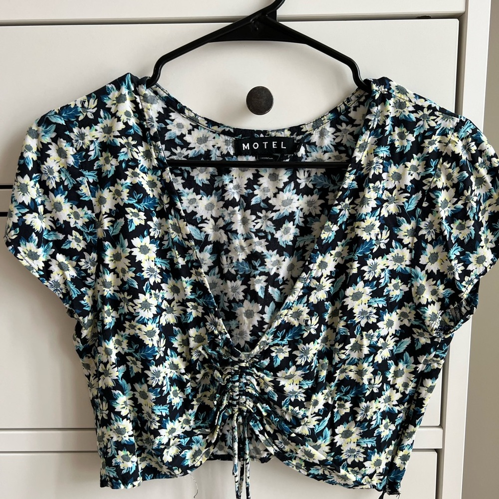 Motel Rocks Crop Top